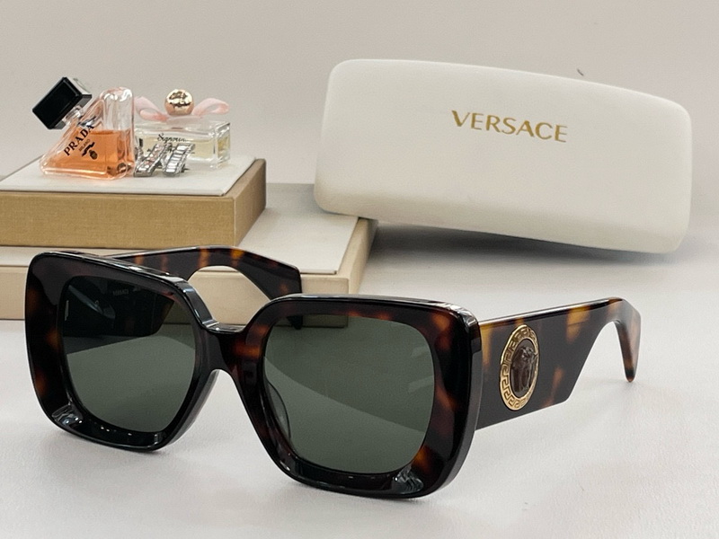 Versace Sunglasses(AAAA)-823