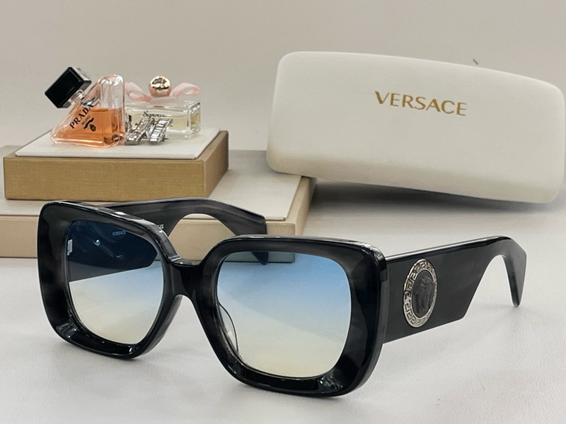 Versace Sunglasses(AAAA)-822