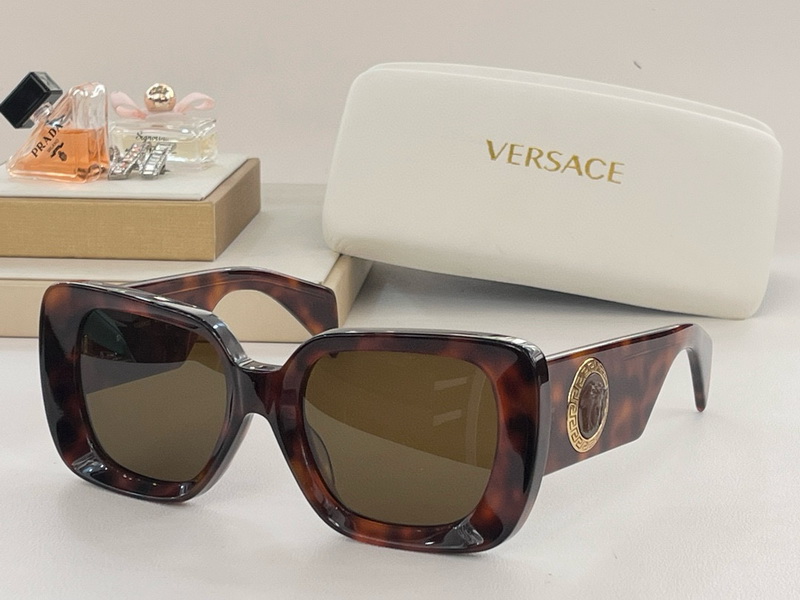 Versace Sunglasses(AAAA)-818