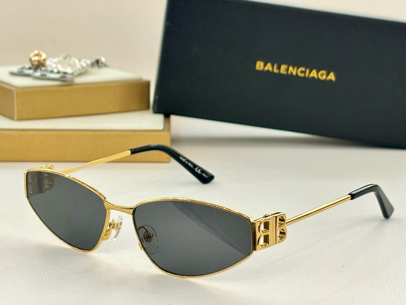 Balenciaga Sunglasses(AAAA)-053