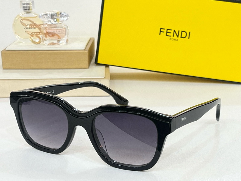 Fendi Sunglasses(AAAA)-217