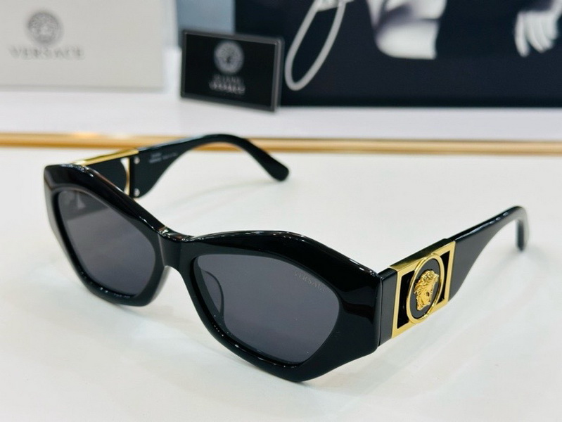 Versace Sunglasses(AAAA)-557