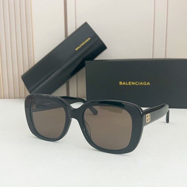 Balenciaga Sunglasses(AAAA)-008
