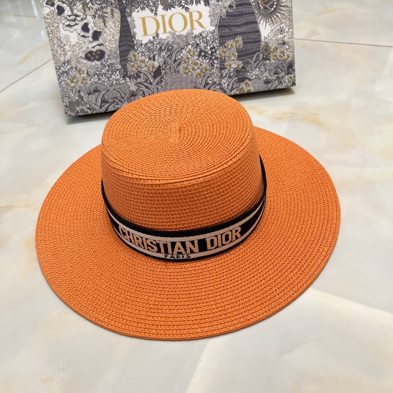 Dior Cap-135