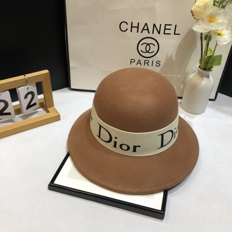 Dior Cap-208