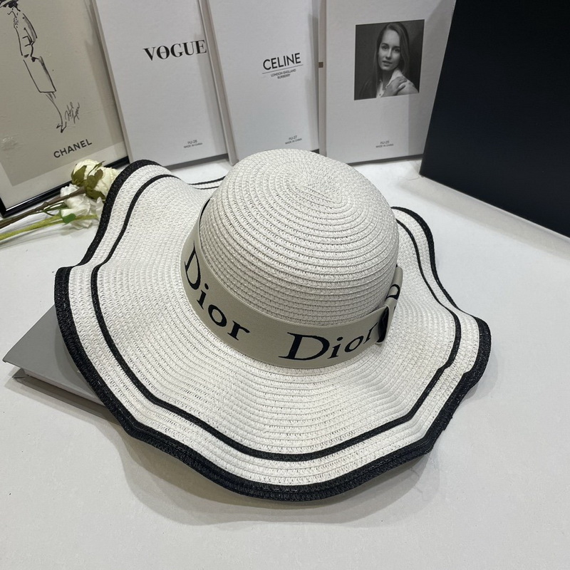 Dior Cap-275