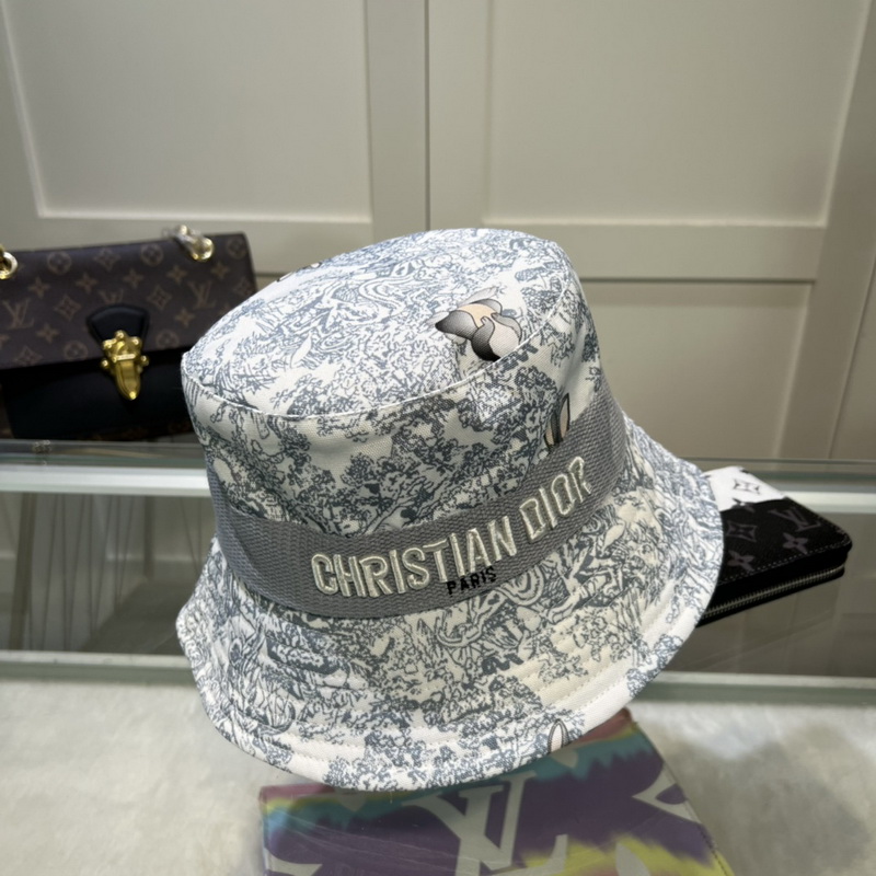 Dior Cap-391