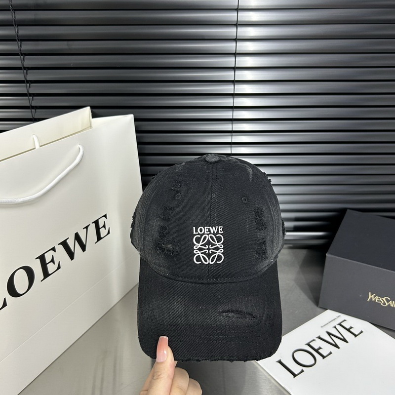 Loewe Cap-047