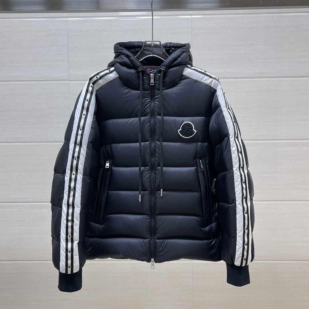 Moncler Coat-168