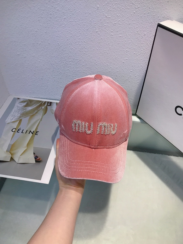 miumiu Cap-009