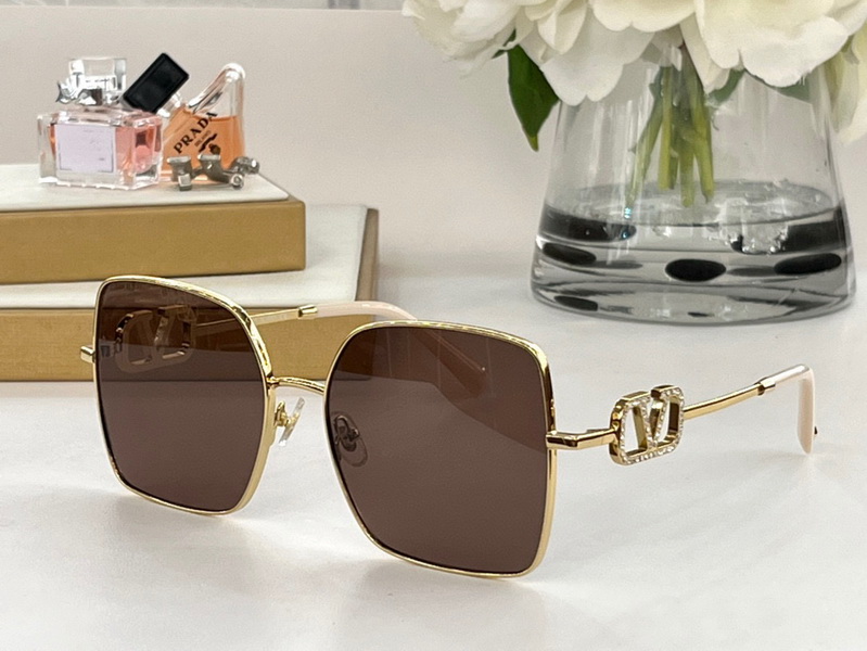 Valentino Sunglasses(AAAA)-347