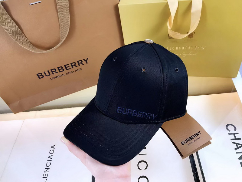 Burberry Cap-015