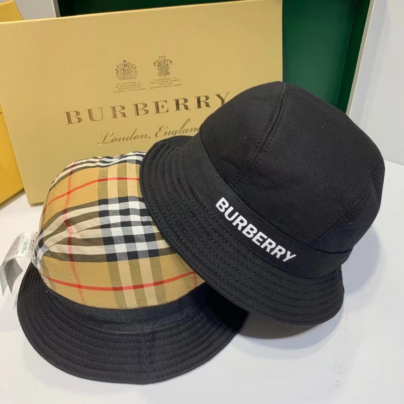 Burberry Cap-038