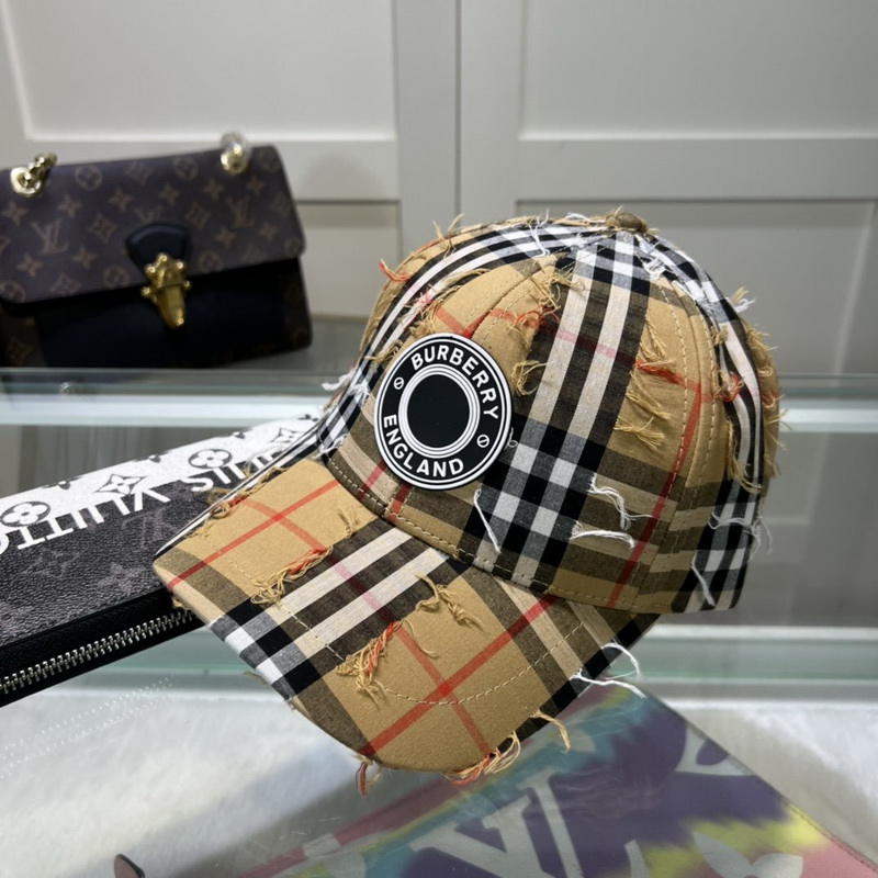 Burberry Cap-049