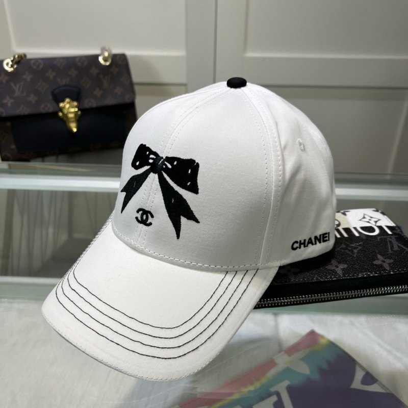 Chanel Cap-271