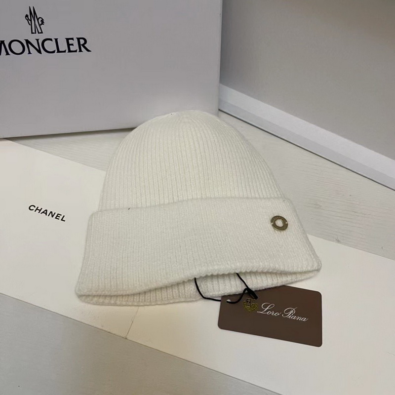 Lora Piana Beanies-009