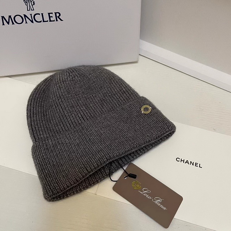 Lora Piana Beanies-010