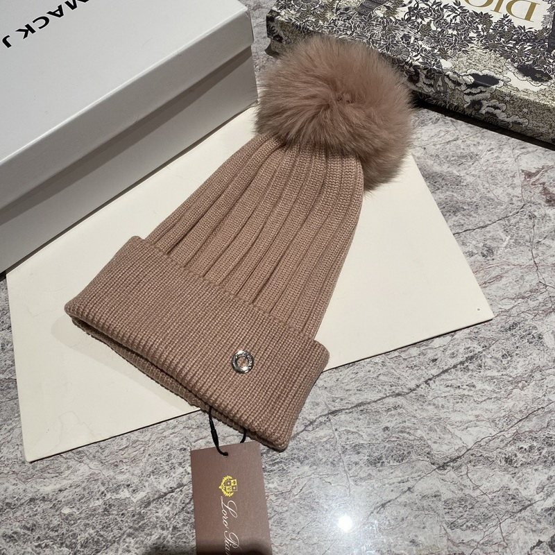 Lora Piana Beanies-015