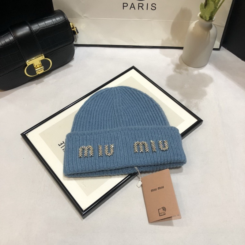 MiuMiu Beanies-020