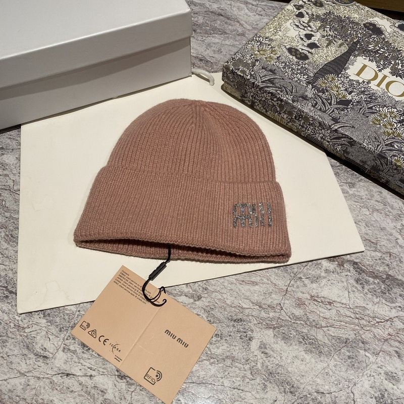 MiuMiu Beanies-029