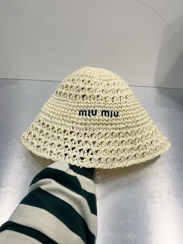 MiuMiu Beanies-048