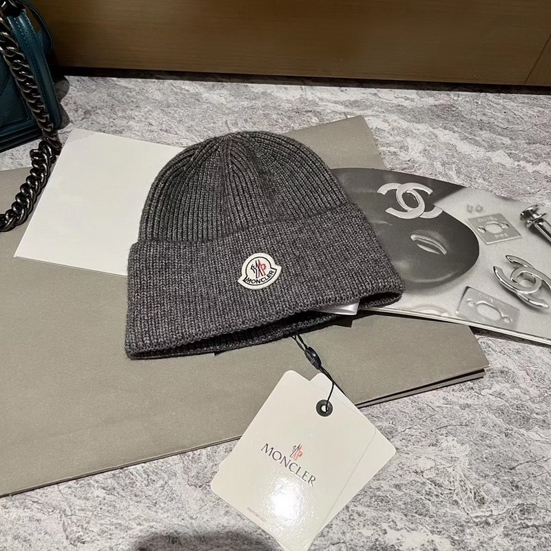 Moncler Beanies-112