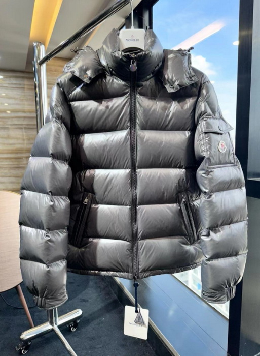 Moncler Coat-252