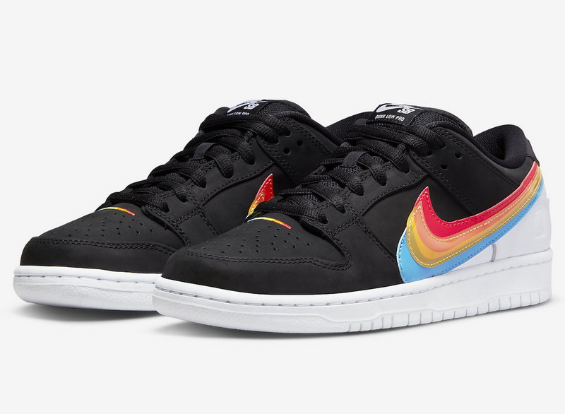 Polaroid x Nike SB Dunk Low Style