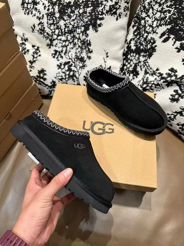 UGG Shoes(AAA)-004