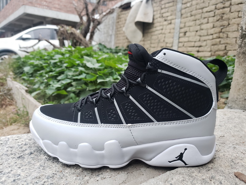 Air Jordan 9 Retro-011