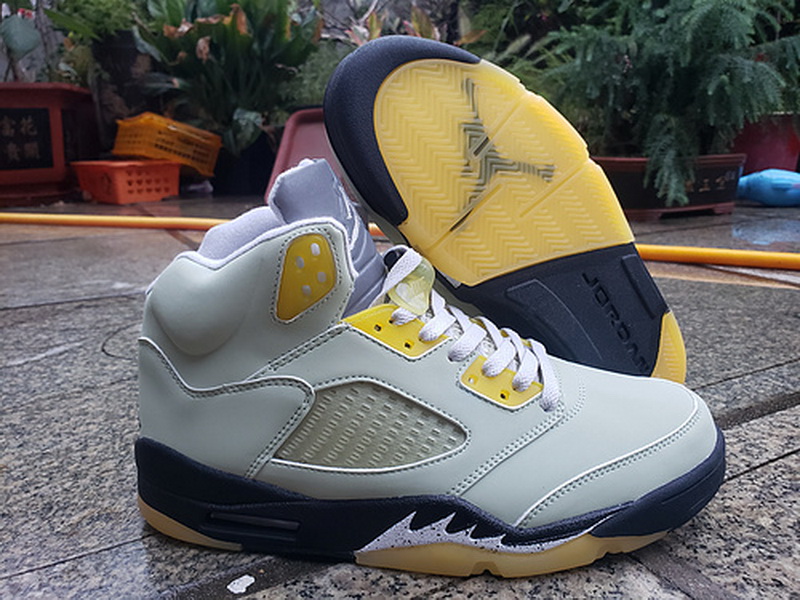 Air Jordan 5 Retro-075