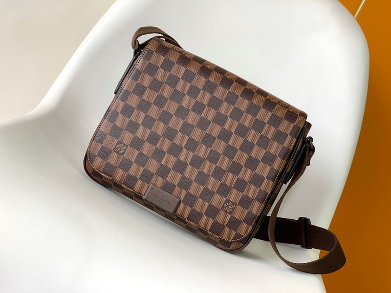 LV Handbags AAAA(Men)-118