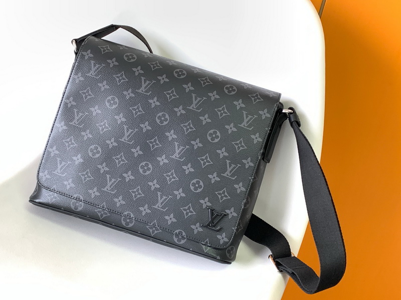 LV Handbags AAAA(Men)-138