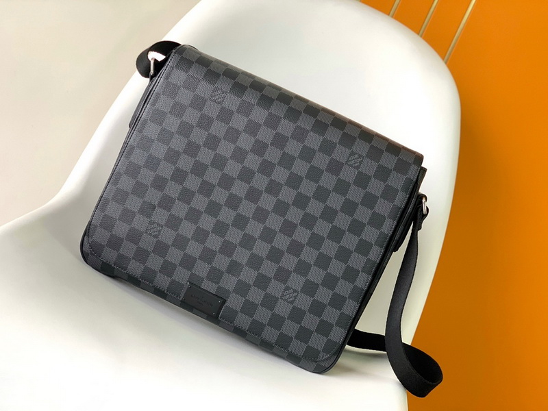 LV Handbags AAAA(Men)-140