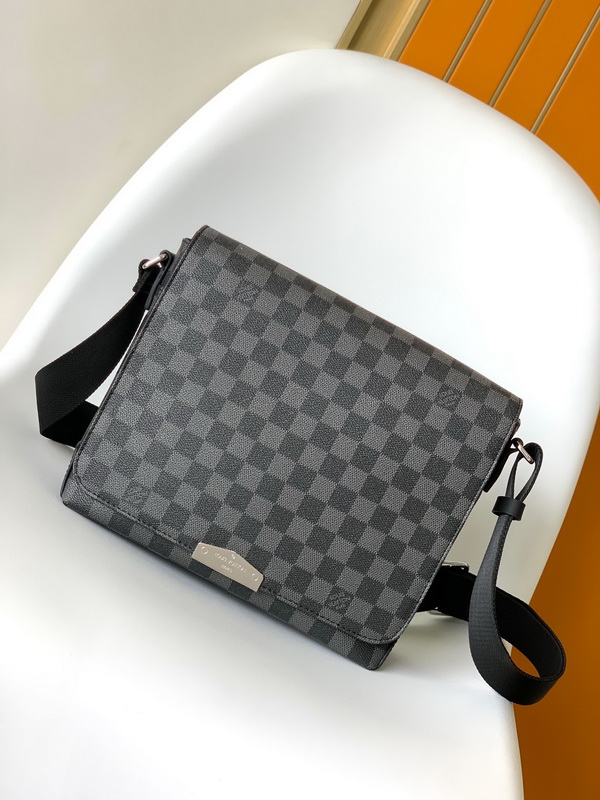 LV Handbags AAAA(Men)-147