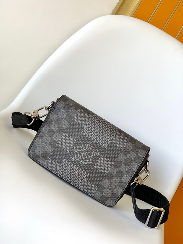 LV Handbags AAAA(Men)-161