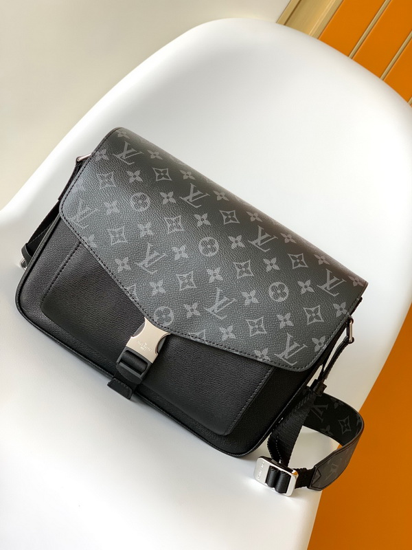 LV Handbags AAAA(Women)