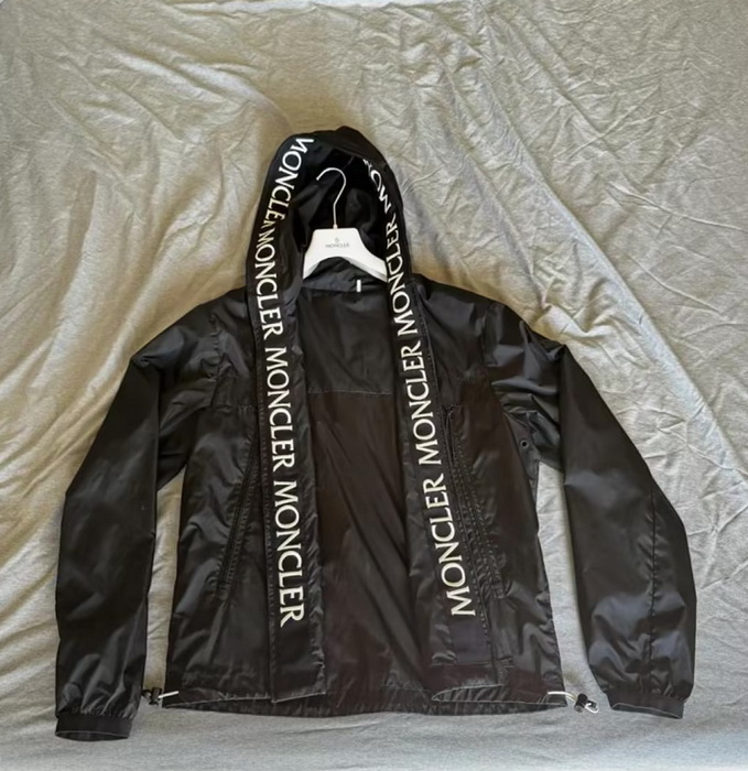 Moncler Jacket-021