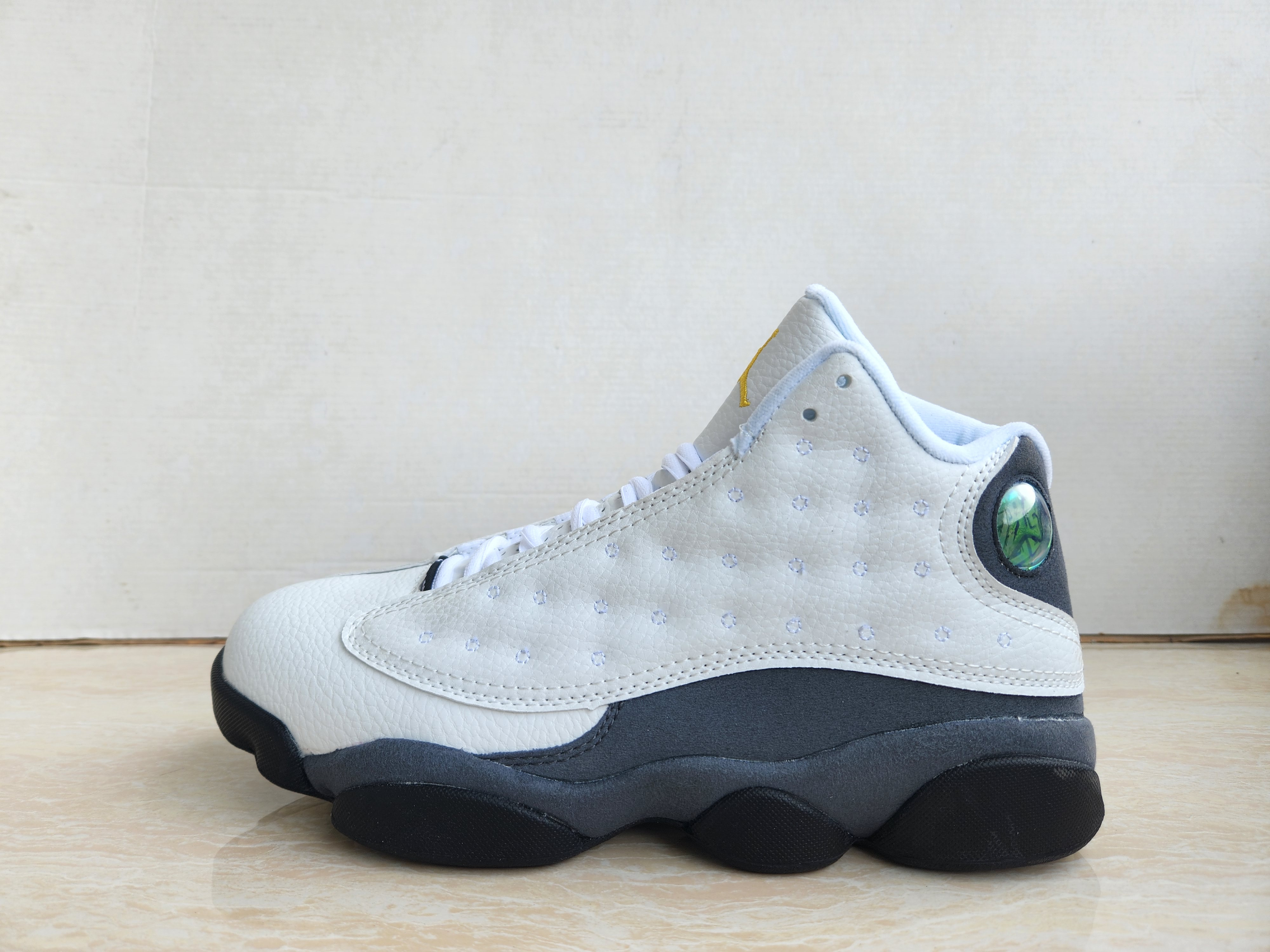 Air Jordan 13 Retro-061