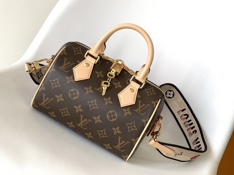 LV Handbags AAA(Women)-371