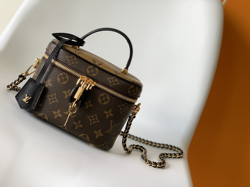 LV Handbags AAA(Women)-392