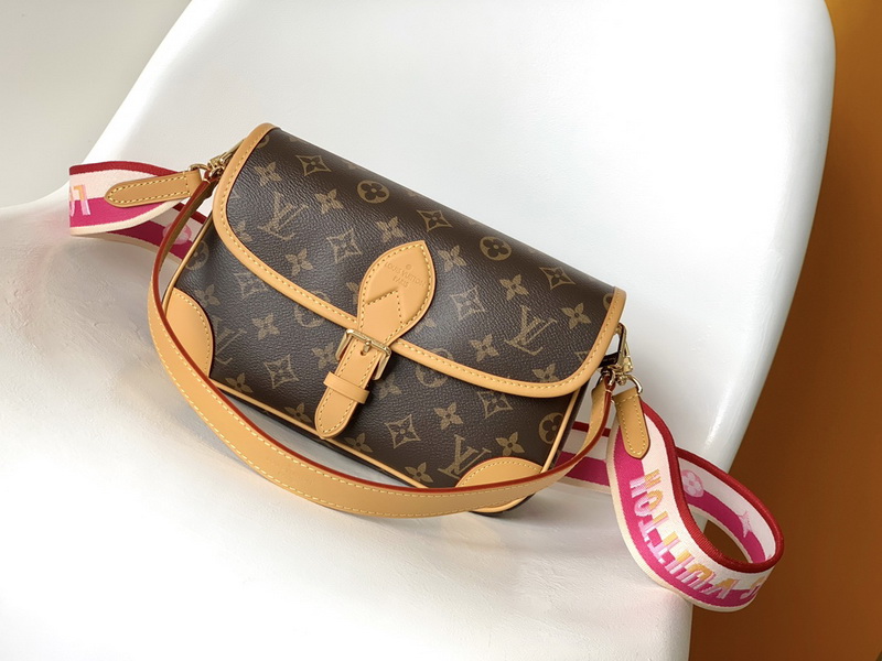 LV Handbags AAA(Women)-435