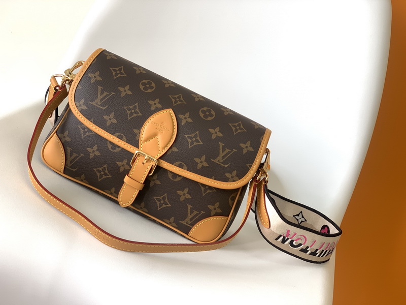 LV Handbags AAA(Women)-478