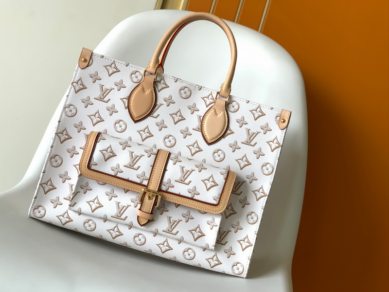 LV Handbags AAA(Women)-562