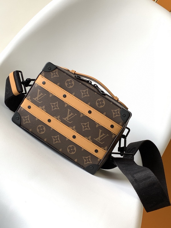 LV Handbags AAA(Women)-843