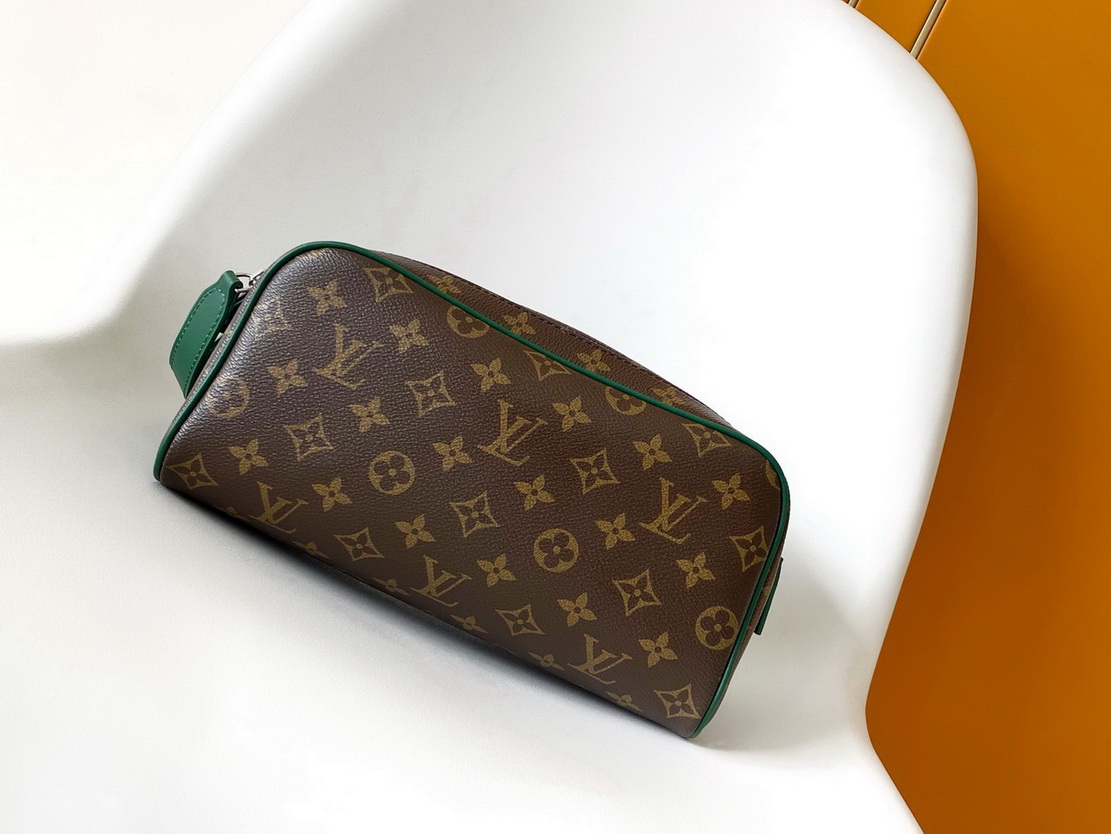 LV Bag-NFC(AAA)-032