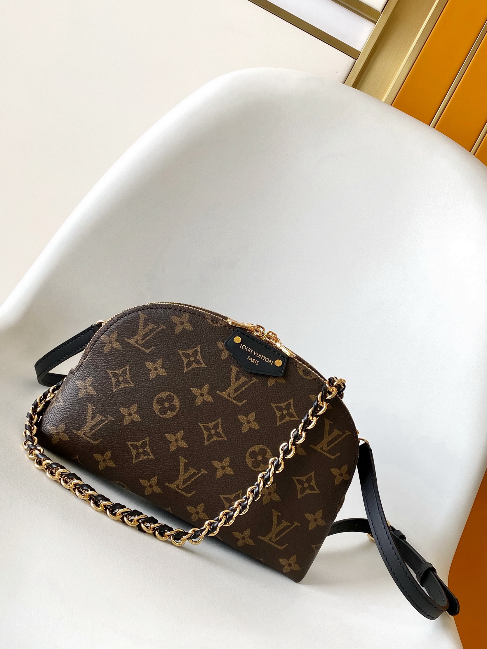 LV Bag-NFC(AAA)-049