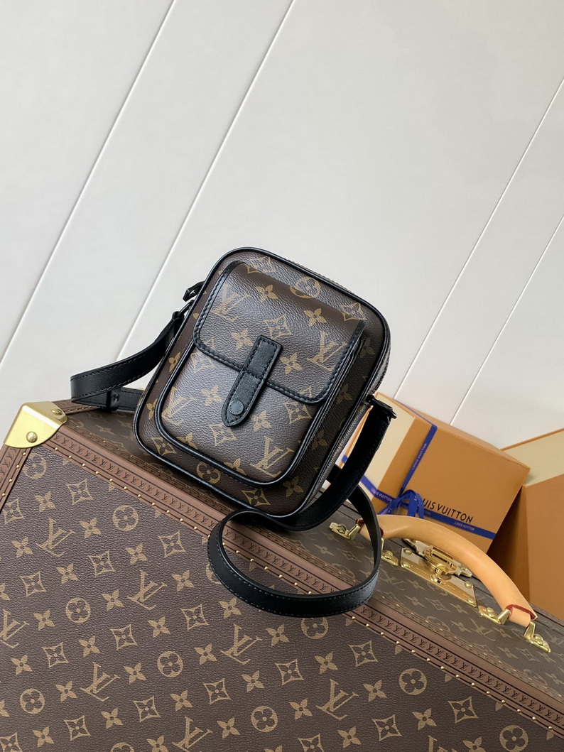 LV Bag-NFC(AAA)-055