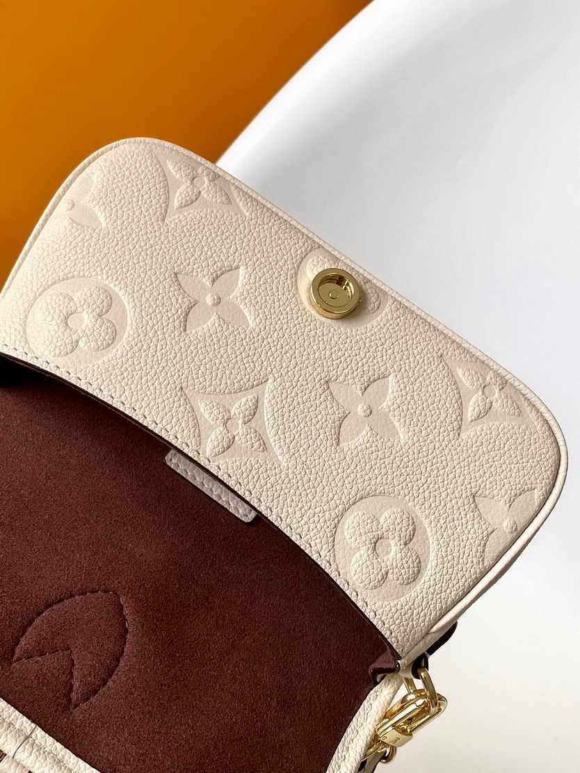LV Bag-NFC(AAA)-080