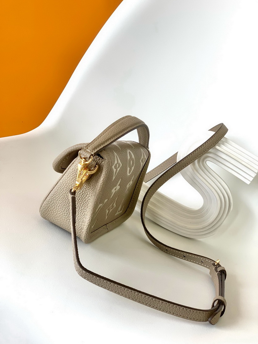 LV Bag-NFC(AAA)-085